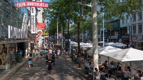 Hotel Schani Salon image 4